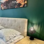 Vintage Tomasza 25 *