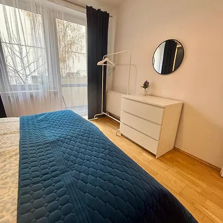 Vintage Tomasza 25 *